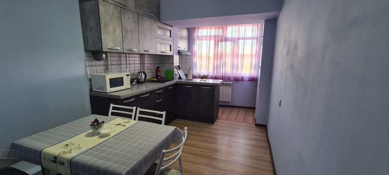 Flat In Central ビシュケク エクステリア 写真